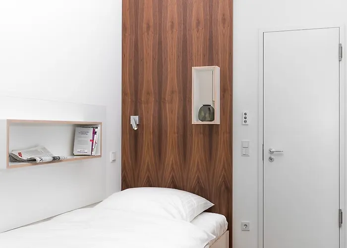 Seminarhaus S1516 Guest house Berlin