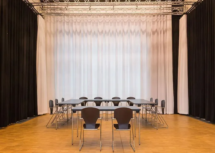 Konukevi Seminarhaus S1516 *